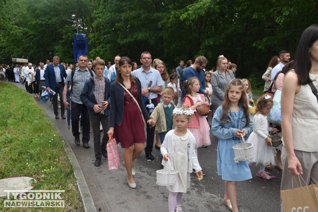 Uroczystość Bożego Ciała w Nowej Dębie