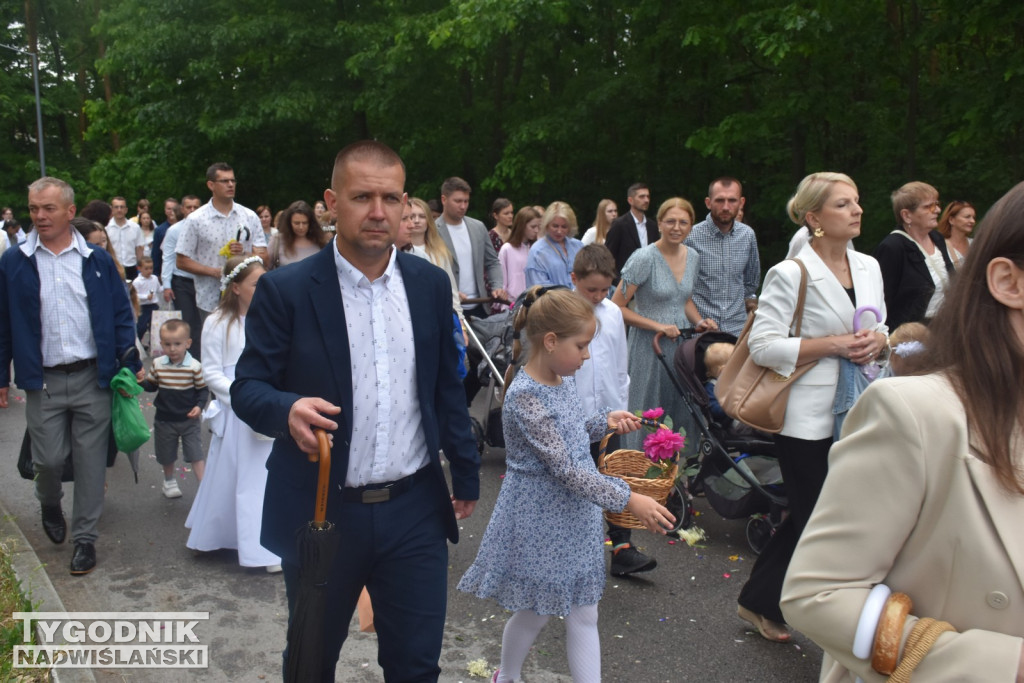Uroczystość Bożego Ciała w Nowej Dębie