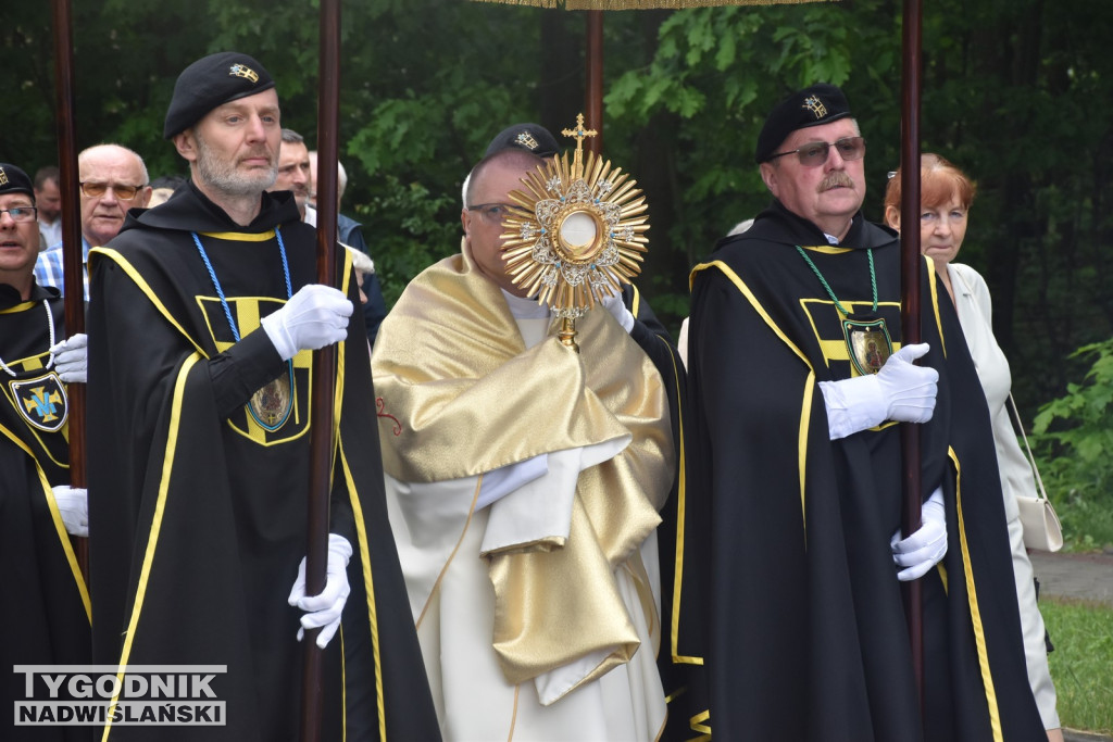Uroczystość Bożego Ciała w Nowej Dębie