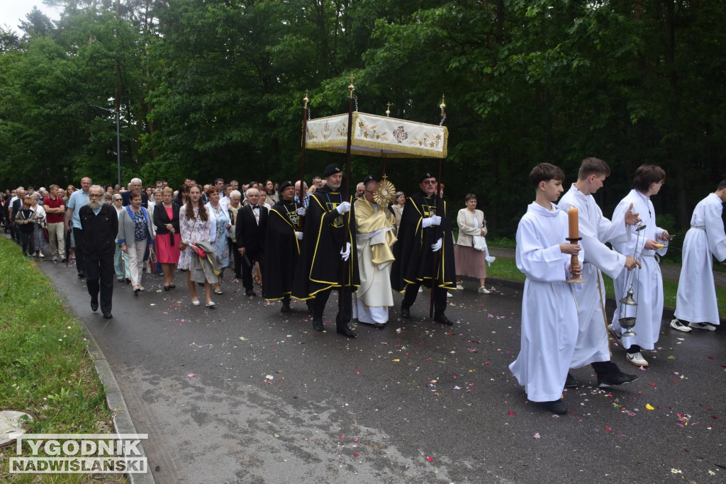 Uroczystość Bożego Ciała w Nowej Dębie