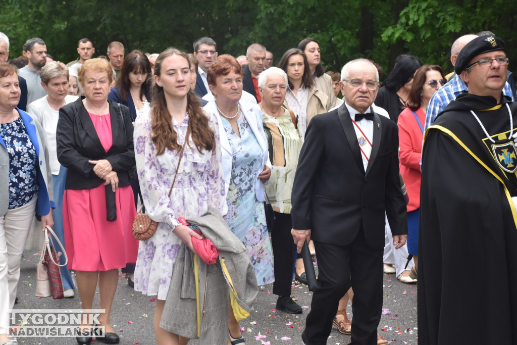 Uroczystość Bożego Ciała w Nowej Dębie