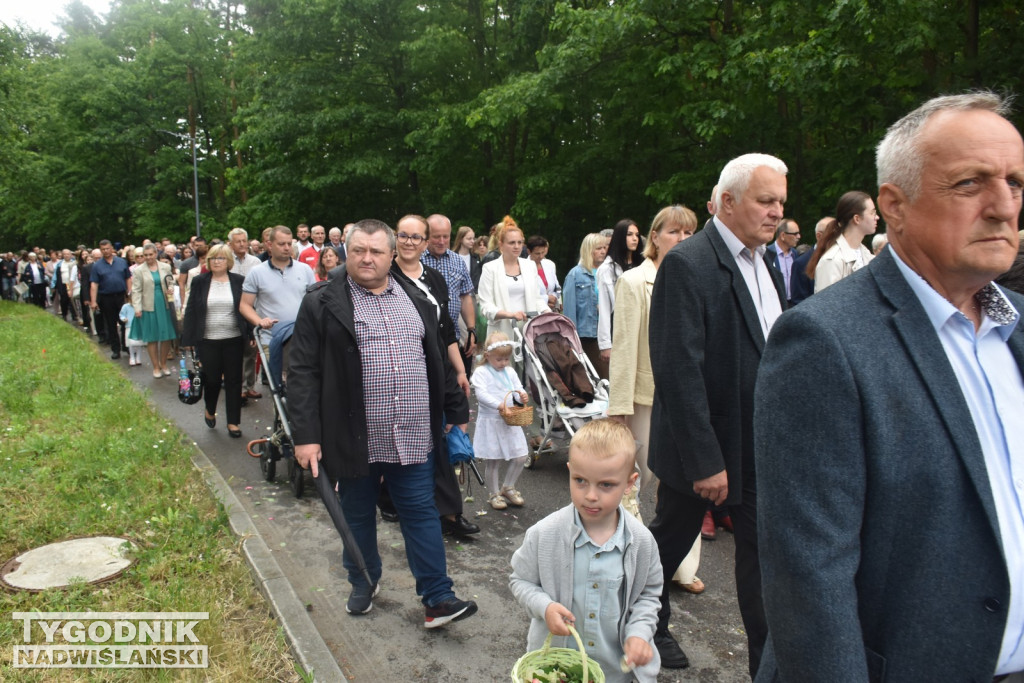 Uroczystość Bożego Ciała w Nowej Dębie