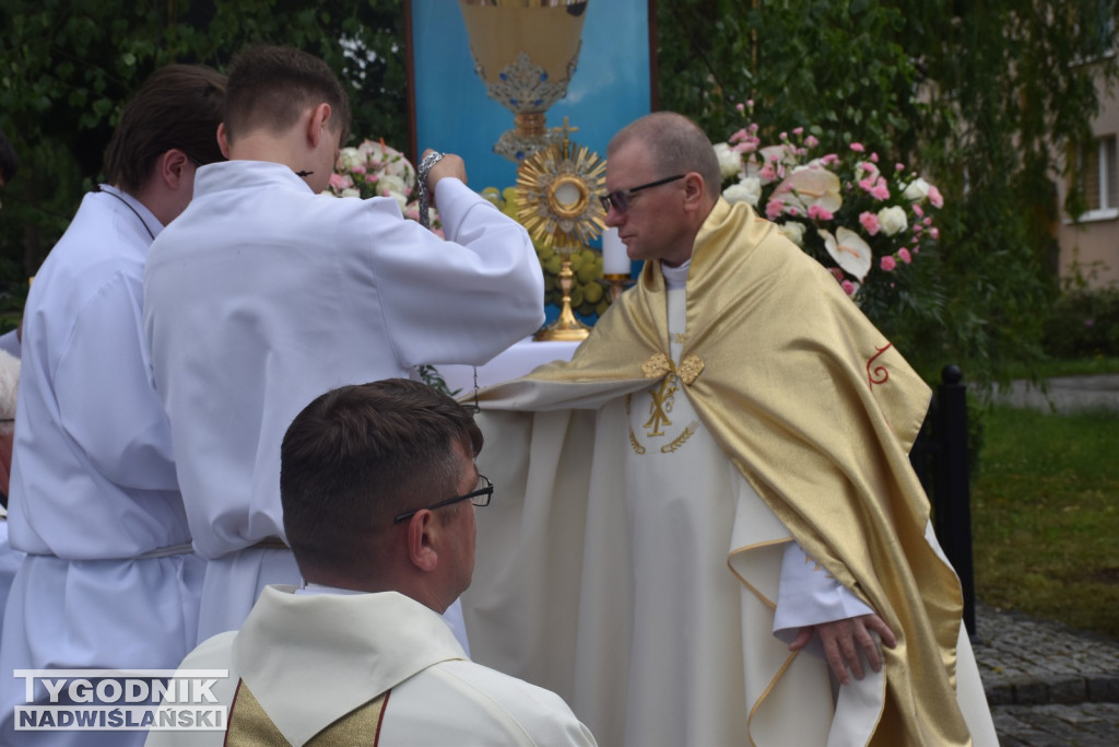 Uroczystość Bożego Ciała w Nowej Dębie