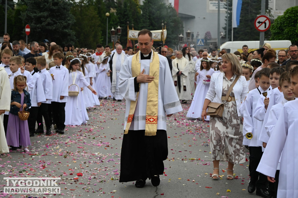 Boże Ciało 2026 w Tarnobrzegu. Procesja z osiedla Serbinów