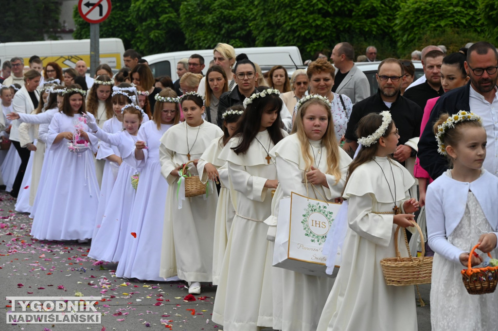 Boże Ciało 2026 w Tarnobrzegu. Procesja z osiedla Serbinów