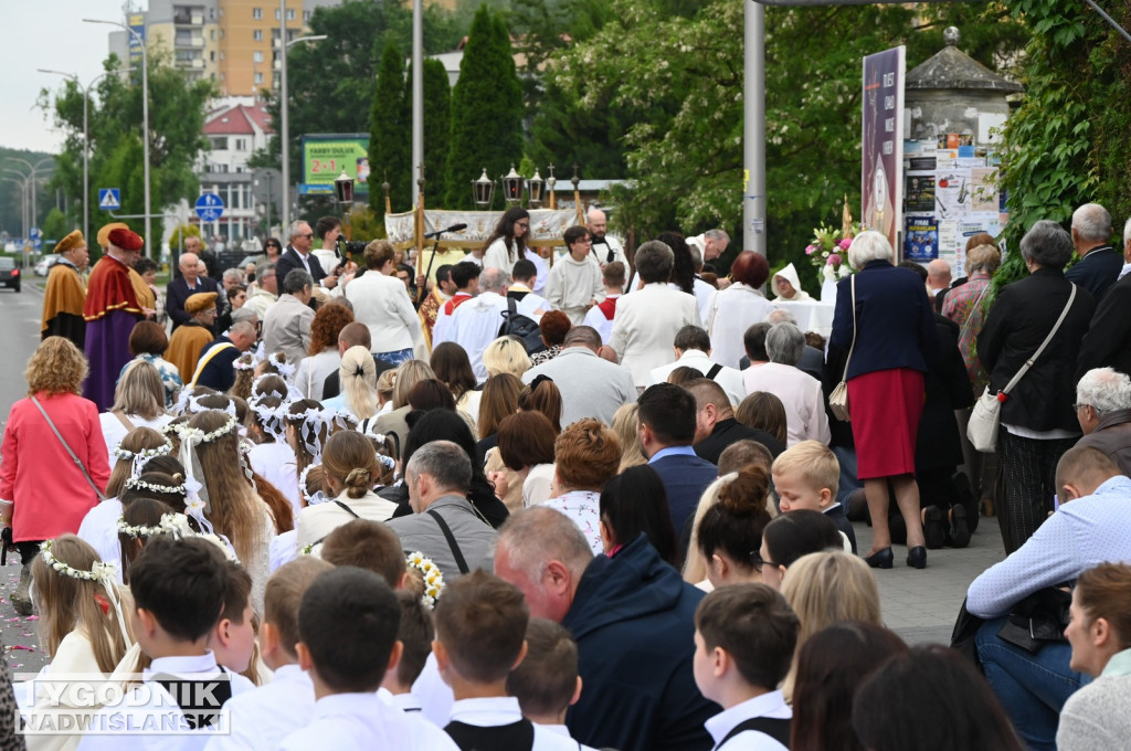 Boże Ciało 2026 w Tarnobrzegu. Procesja z osiedla Serbinów