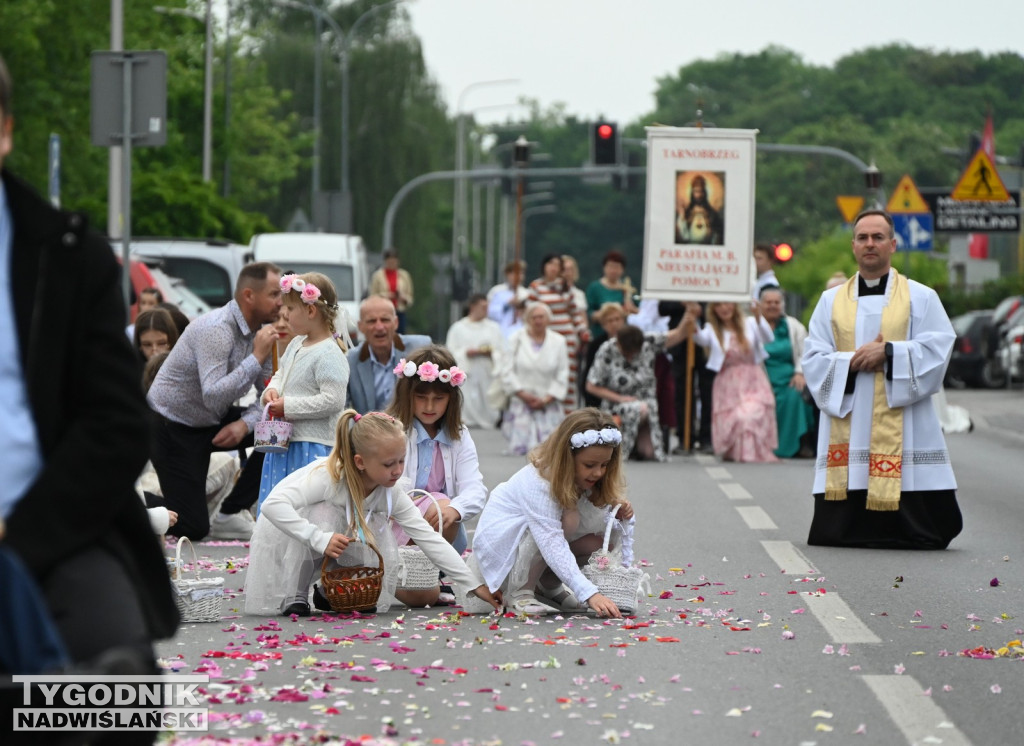 Boże Ciało 2026 w Tarnobrzegu. Procesja z osiedla Serbinów