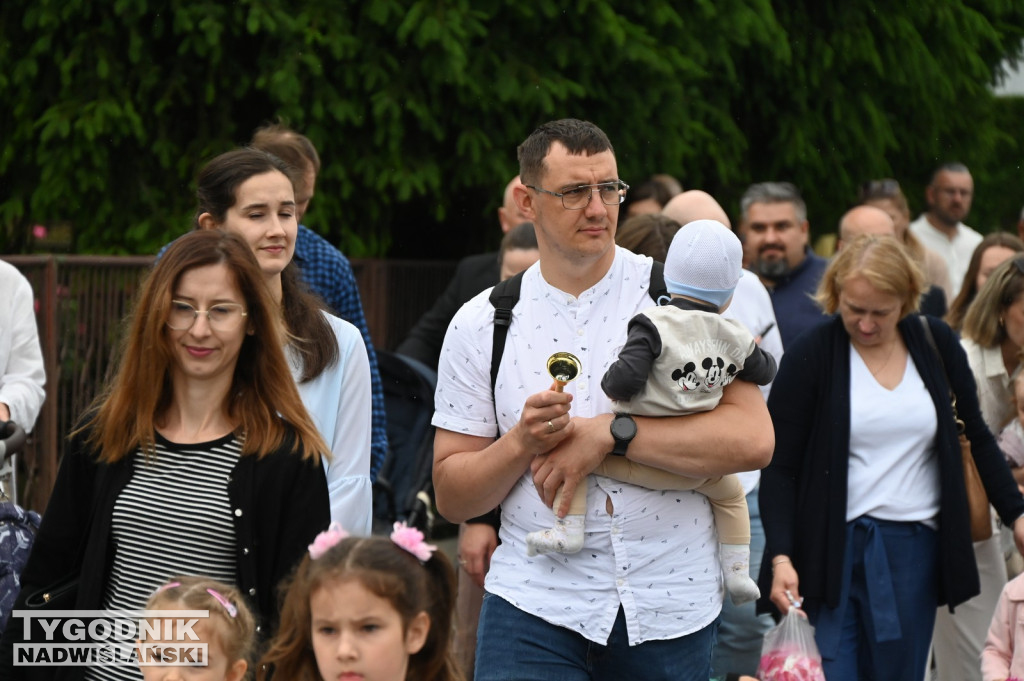 Boże Ciało 2026 w Tarnobrzegu. Procesja z osiedla Serbinów