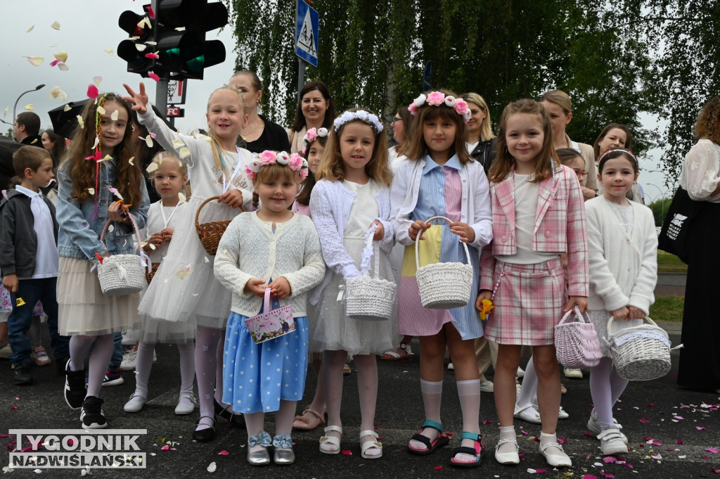 Boże Ciało 2026 w Tarnobrzegu. Procesja z osiedla Serbinów