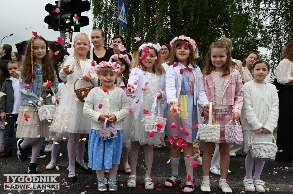 Boże Ciało 2026 w Tarnobrzegu. Procesja z osiedla Serbinów