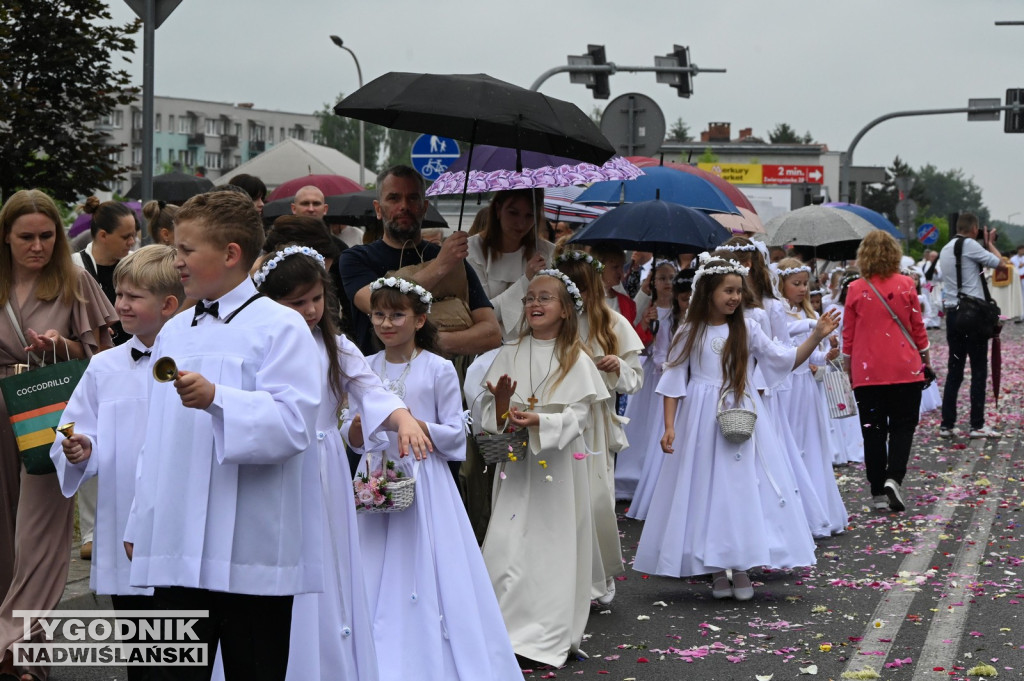 Boże Ciało 2026 w Tarnobrzegu. Procesja z osiedla Serbinów