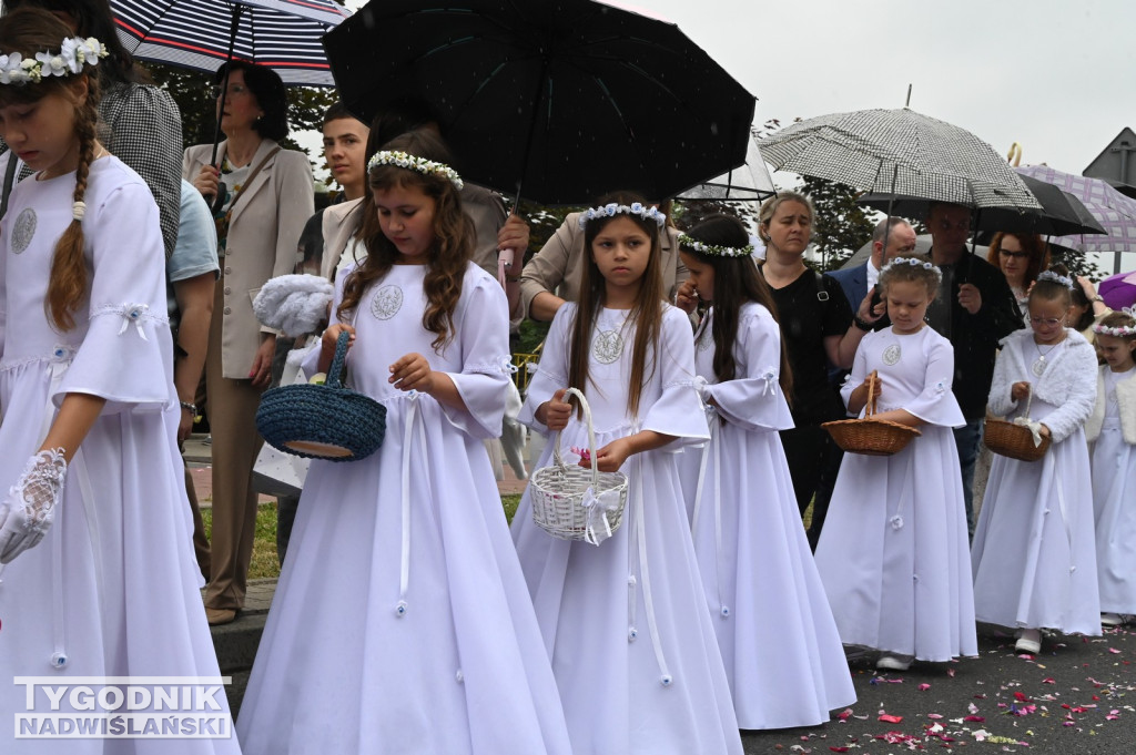Boże Ciało 2026 w Tarnobrzegu. Procesja z osiedla Serbinów