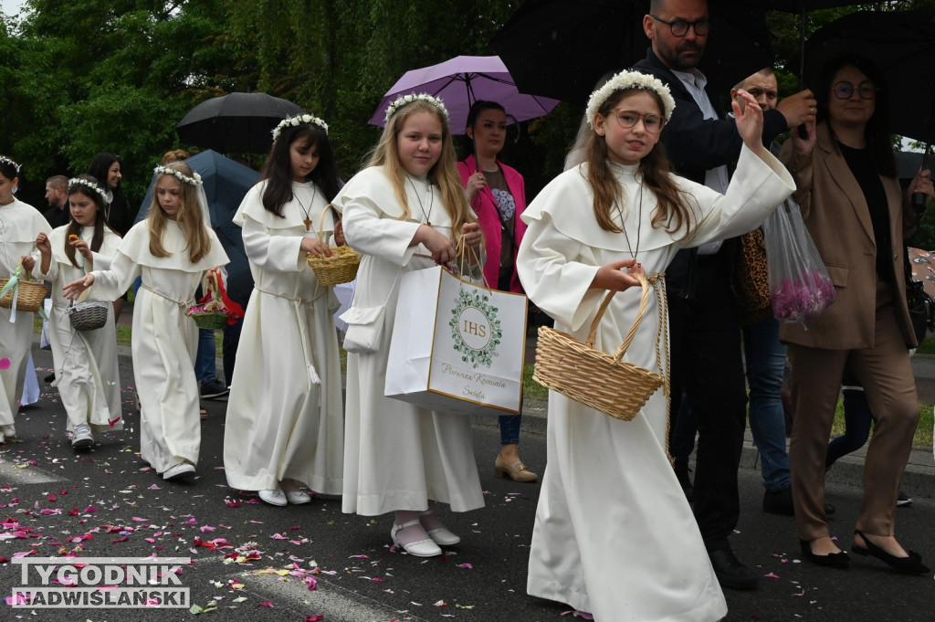 Boże Ciało 2026 w Tarnobrzegu. Procesja z osiedla Serbinów