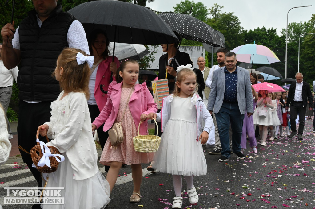 Boże Ciało 2026 w Tarnobrzegu. Procesja z osiedla Serbinów