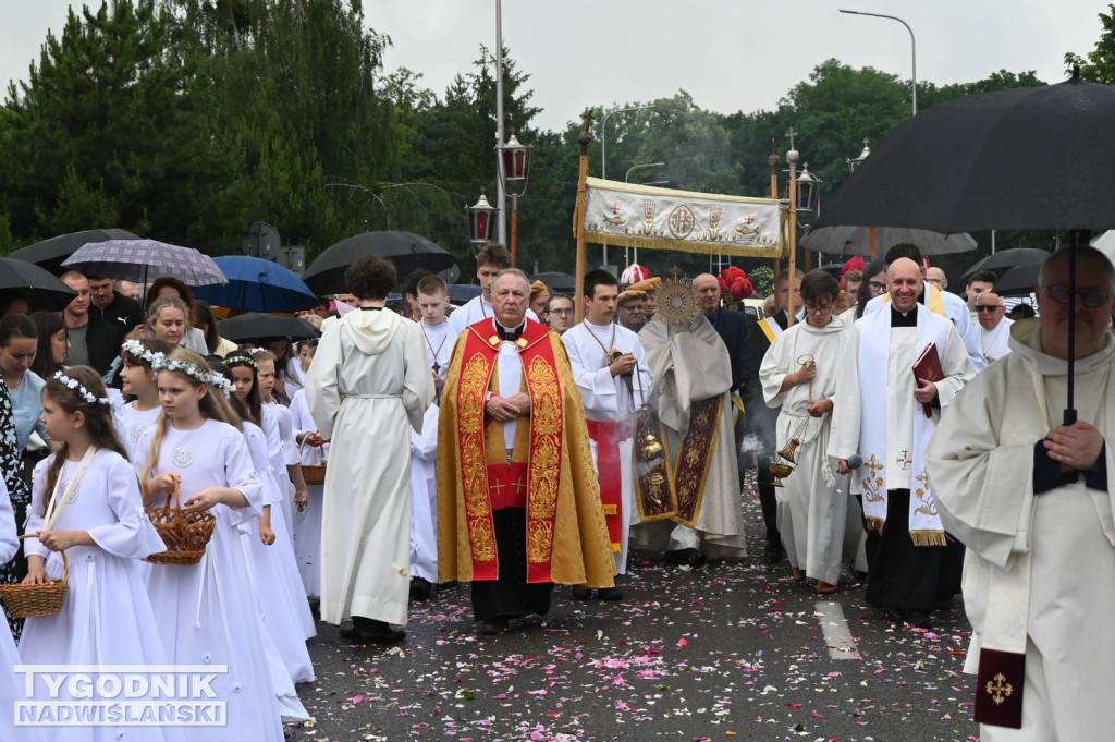 Boże Ciało 2026 w Tarnobrzegu. Procesja z osiedla Serbinów