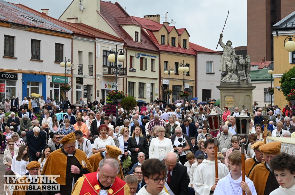 Boże Ciało 2026 w Tarnobrzegu. Procesja z osiedla Serbinów