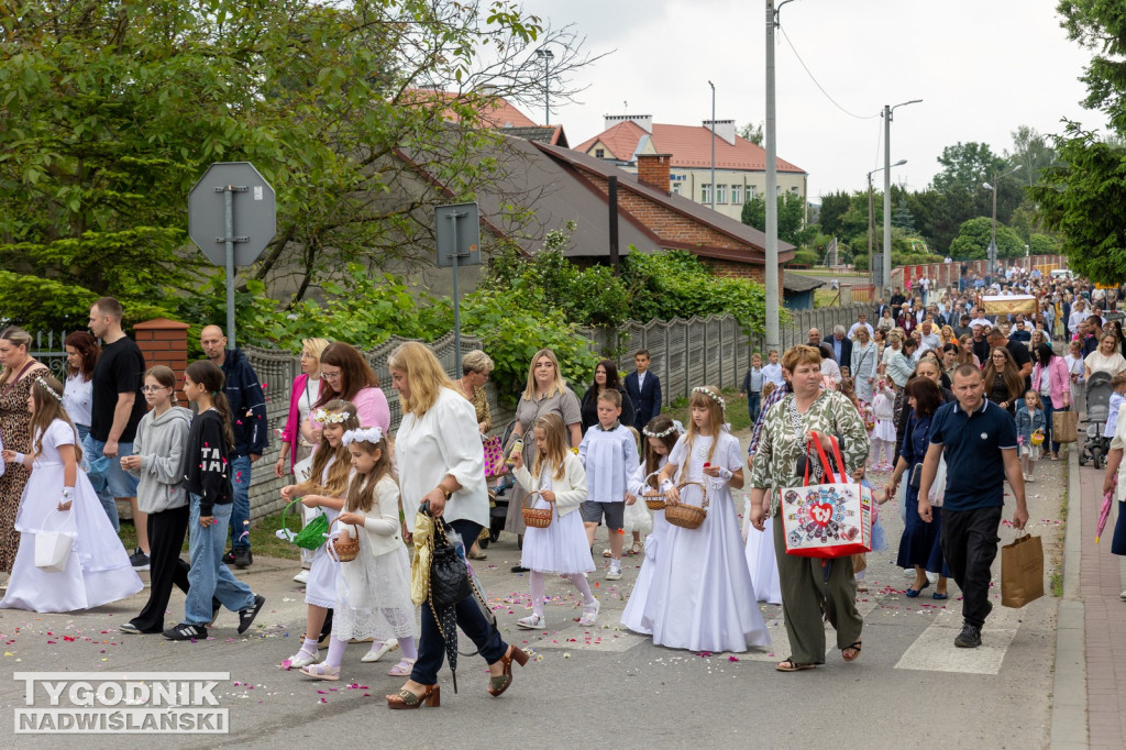 Boże Ciało na osiedlu Sobów w Tarnobrzegu