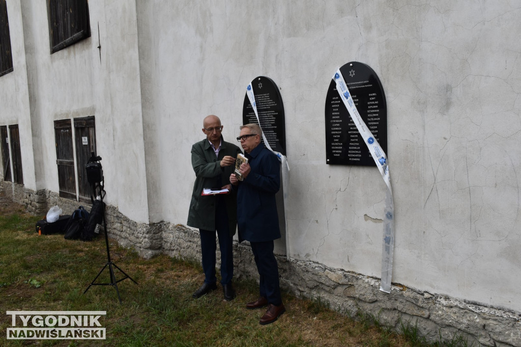 Potomkowie klimontowskich Żydów zjechali do miasteczka