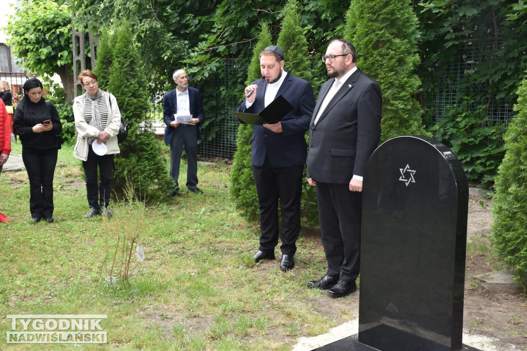 Potomkowie klimontowskich Żydów zjechali do miasteczka
