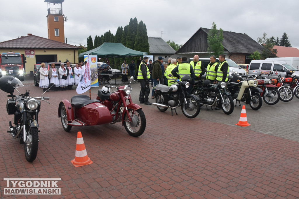 Wyjazd motocyklistów z Grębowa