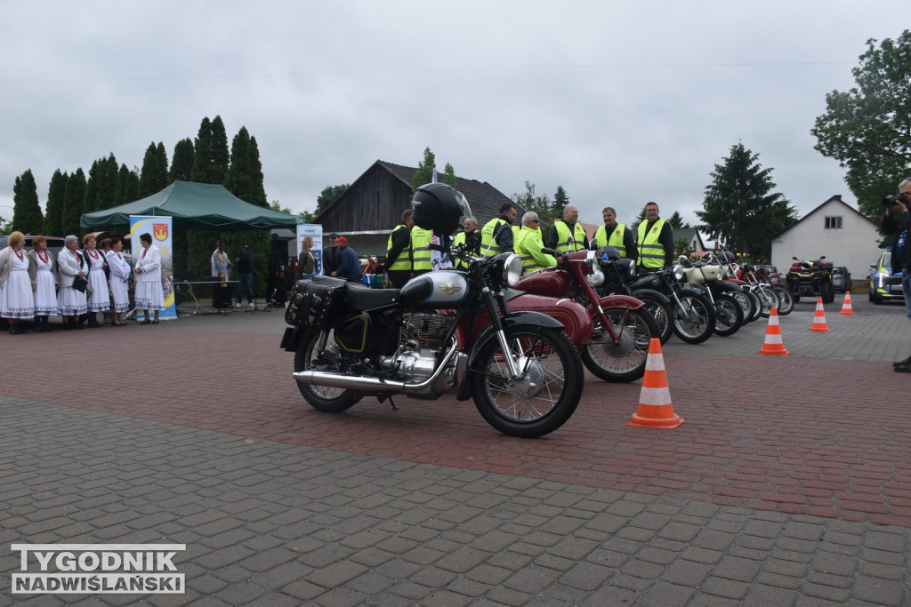 Wyjazd motocyklistów z Grębowa