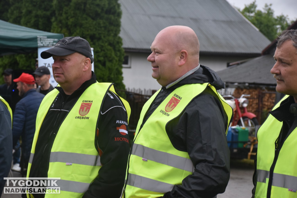 Wyjazd motocyklistów z Grębowa