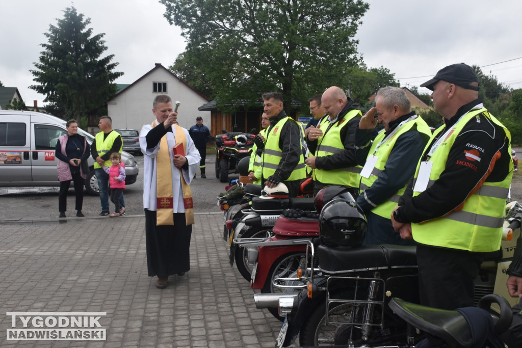 Wyjazd motocyklistów z Grębowa