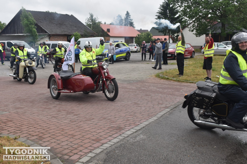 Wyjazd motocyklistów z Grębowa