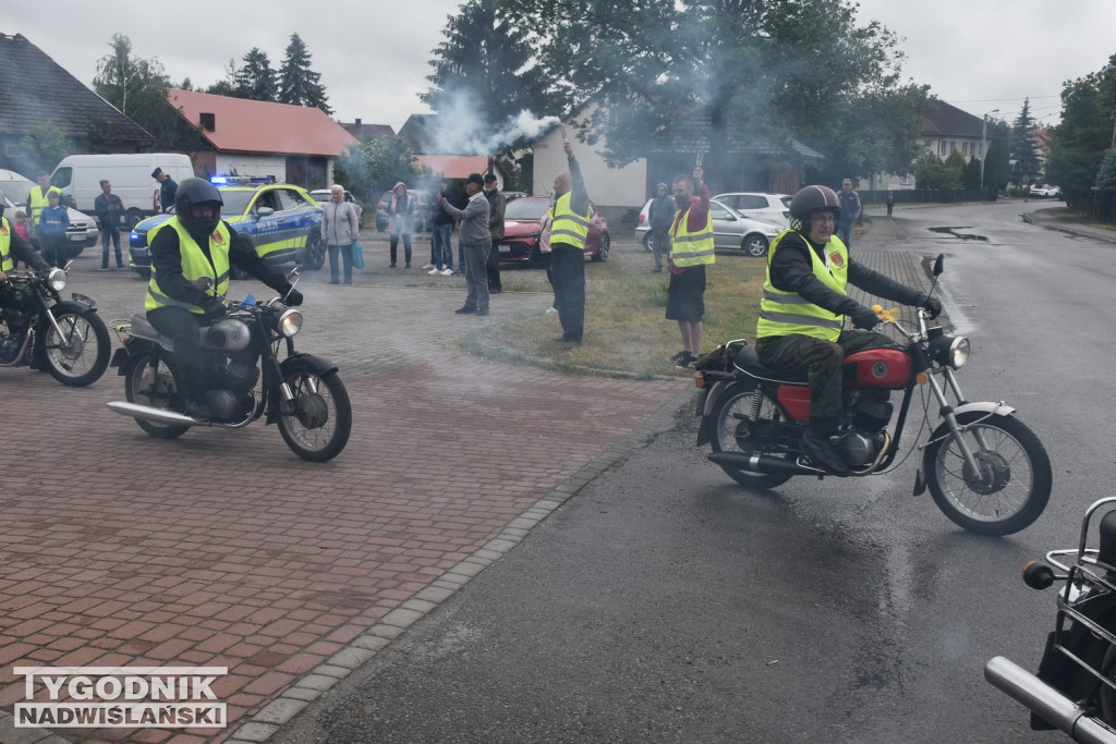Wyjazd motocyklistów z Grębowa