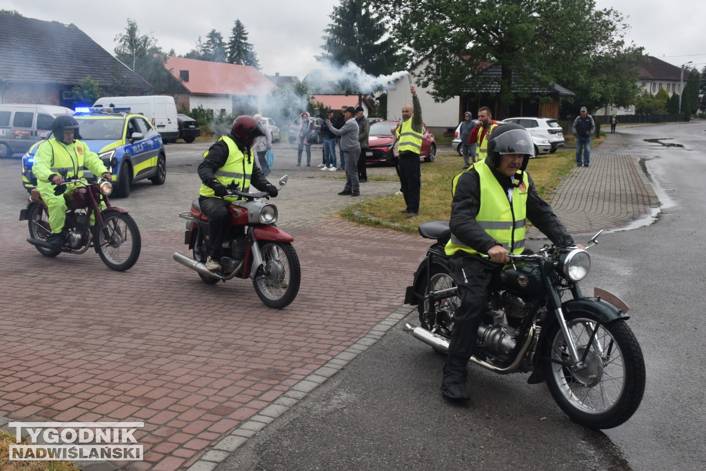 Wyjazd motocyklistów z Grębowa