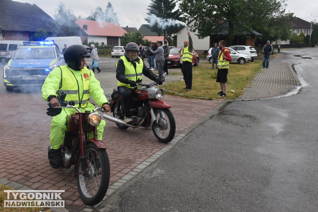 Wyjazd motocyklistów z Grębowa