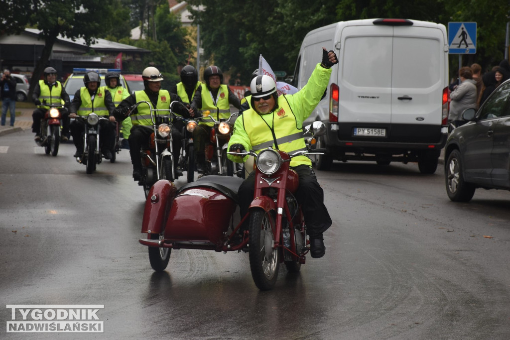 Wyjazd motocyklistów z Grębowa