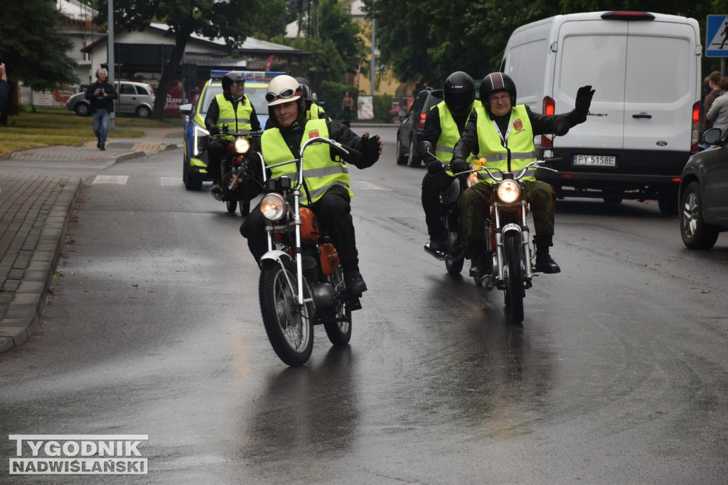 Wyjazd motocyklistów z Grębowa