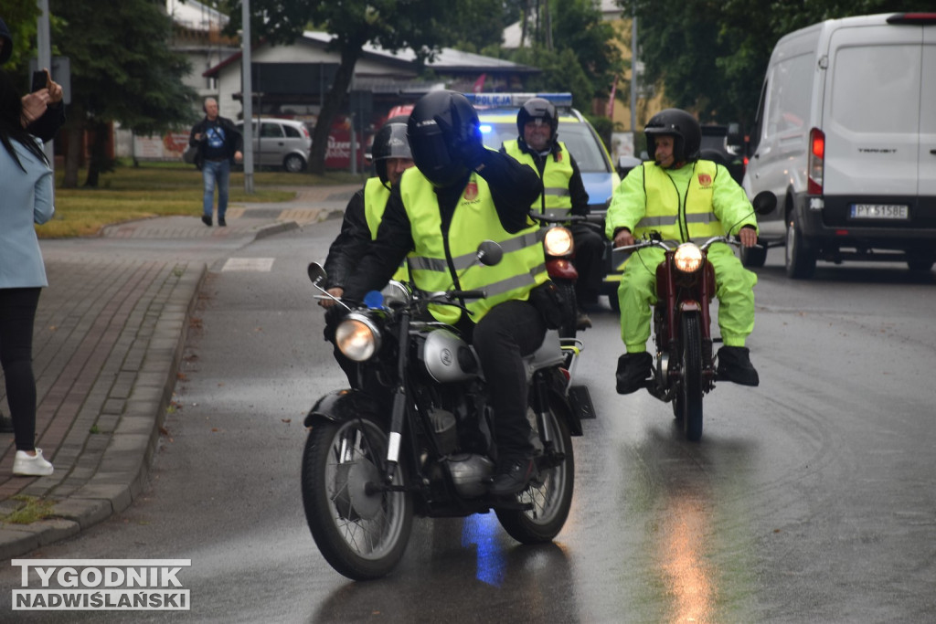 Wyjazd motocyklistów z Grębowa