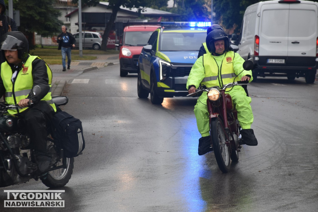 Wyjazd motocyklistów z Grębowa