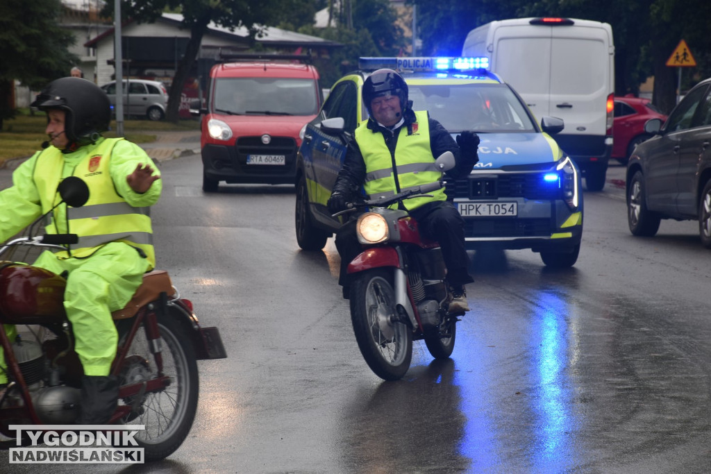 Wyjazd motocyklistów z Grębowa
