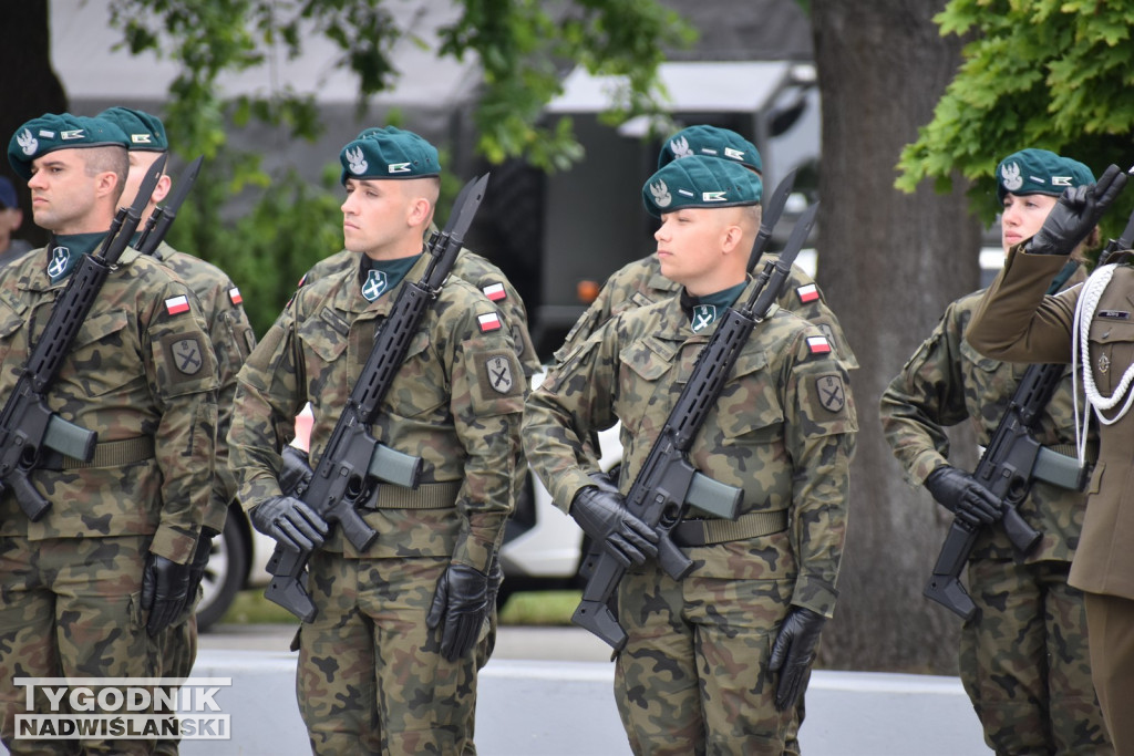 Święto 18 Brygady Artylerii w Nowej Dębie