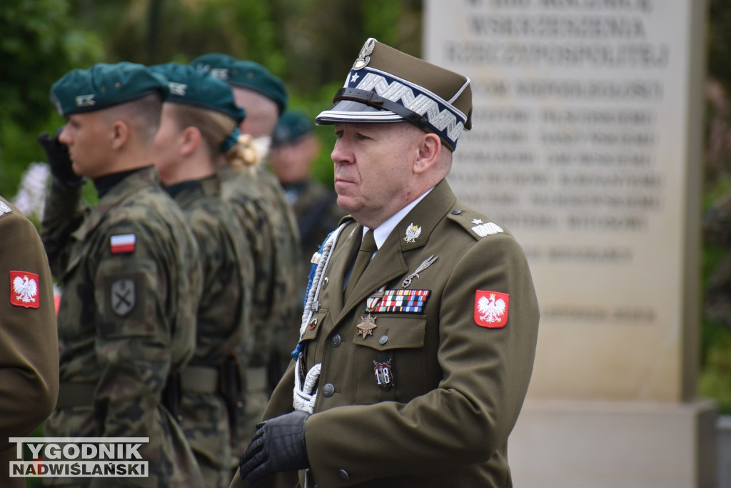 Święto 18 Brygady Artylerii w Nowej Dębie