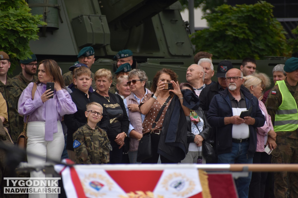 Święto 18 Brygady Artylerii w Nowej Dębie