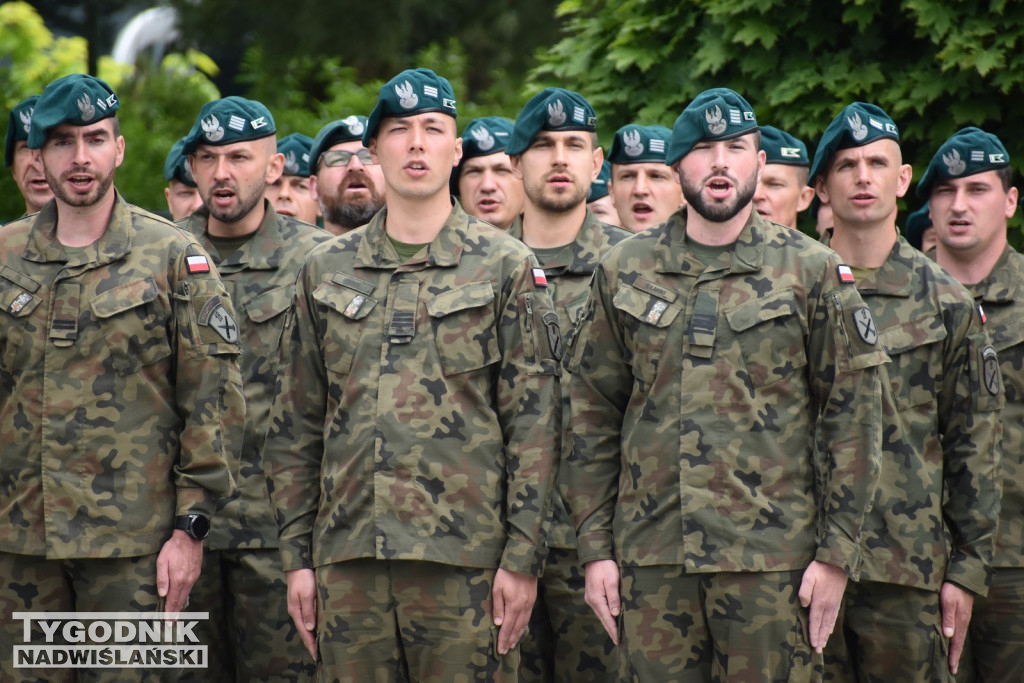 Święto 18 Brygady Artylerii w Nowej Dębie