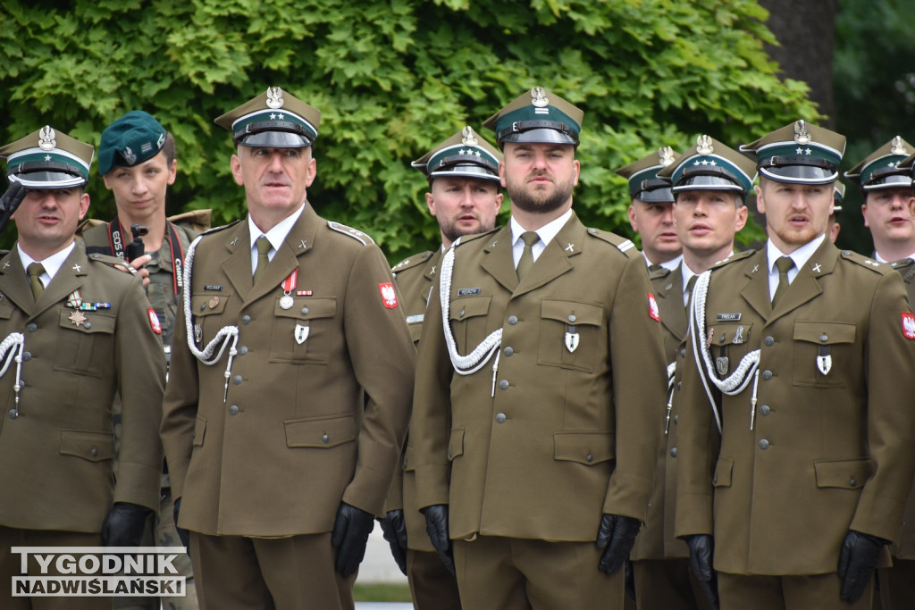 Święto 18 Brygady Artylerii w Nowej Dębie