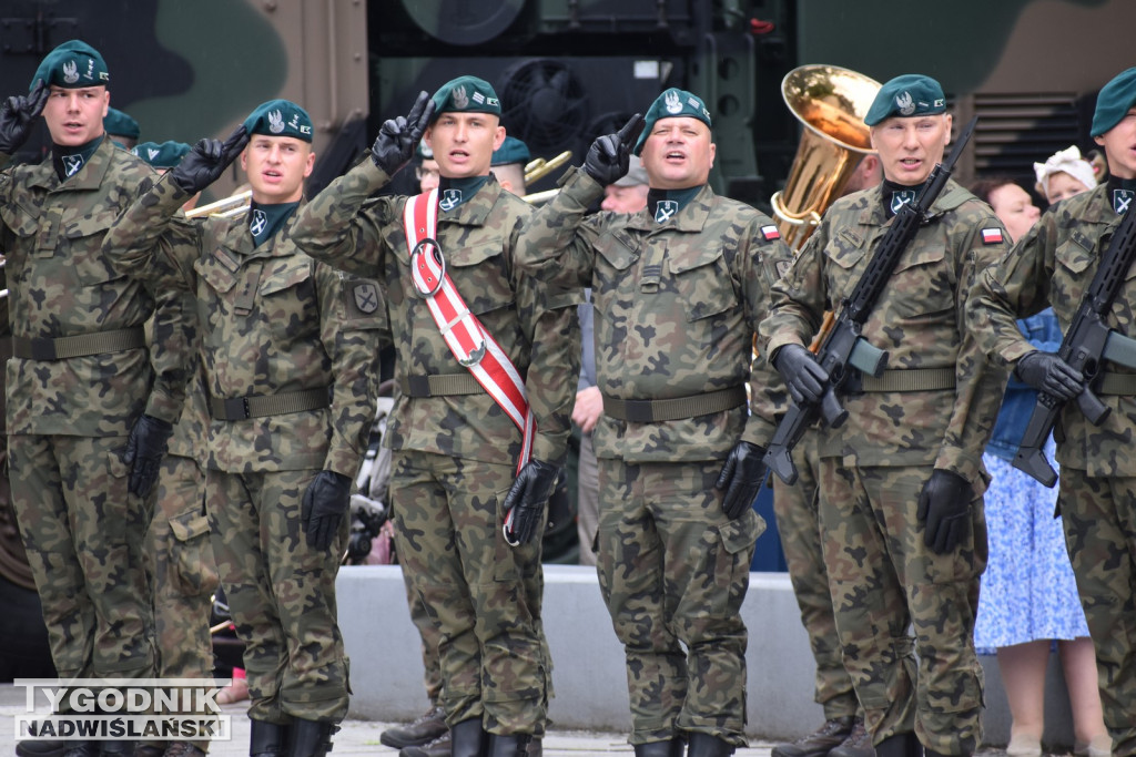 Święto 18 Brygady Artylerii w Nowej Dębie