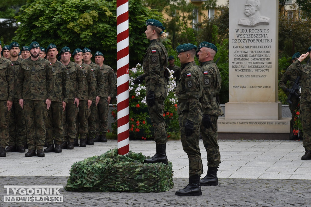 Święto 18 Brygady Artylerii w Nowej Dębie