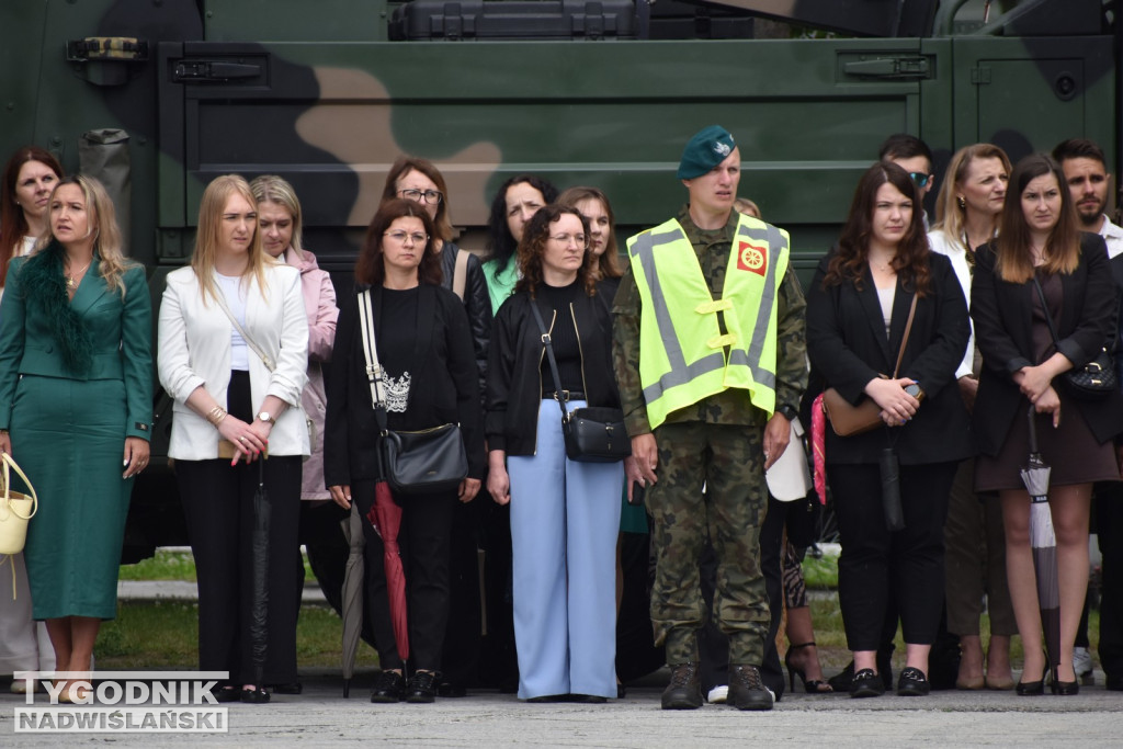 Święto 18 Brygady Artylerii w Nowej Dębie
