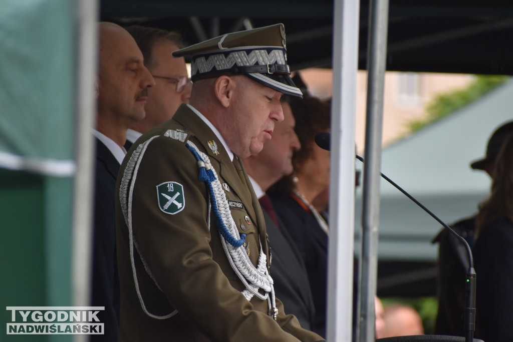 Święto 18 Brygady Artylerii w Nowej Dębie