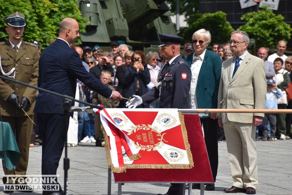 Święto 18 Brygady Artylerii w Nowej Dębie