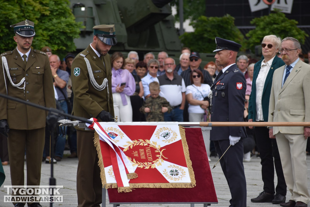 Święto 18 Brygady Artylerii w Nowej Dębie