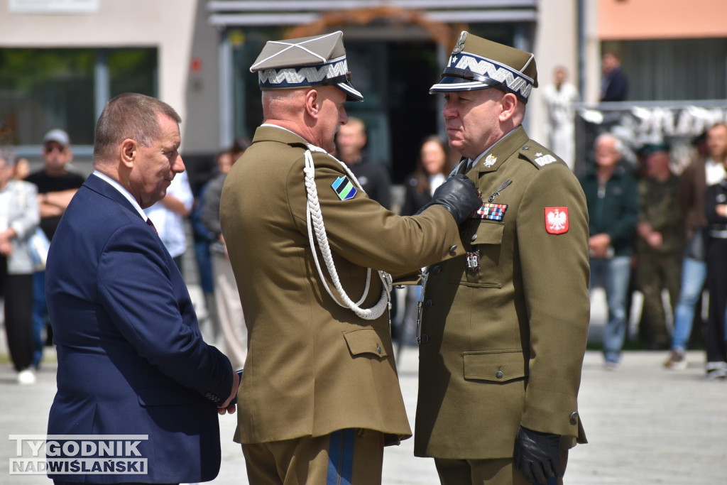 Święto 18 Brygady Artylerii w Nowej Dębie