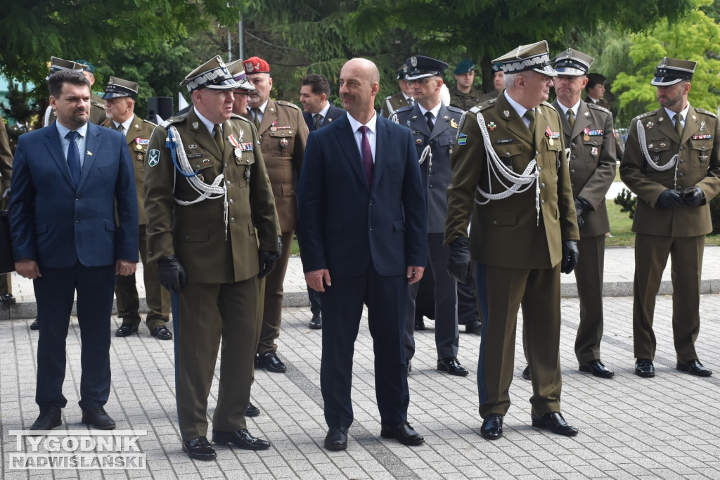 Święto 18 Brygady Artylerii w Nowej Dębie