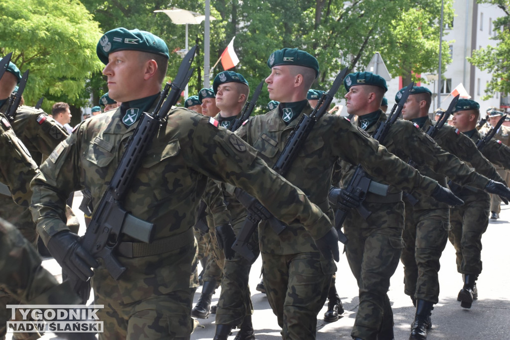 Święto 18 Brygady Artylerii w Nowej Dębie